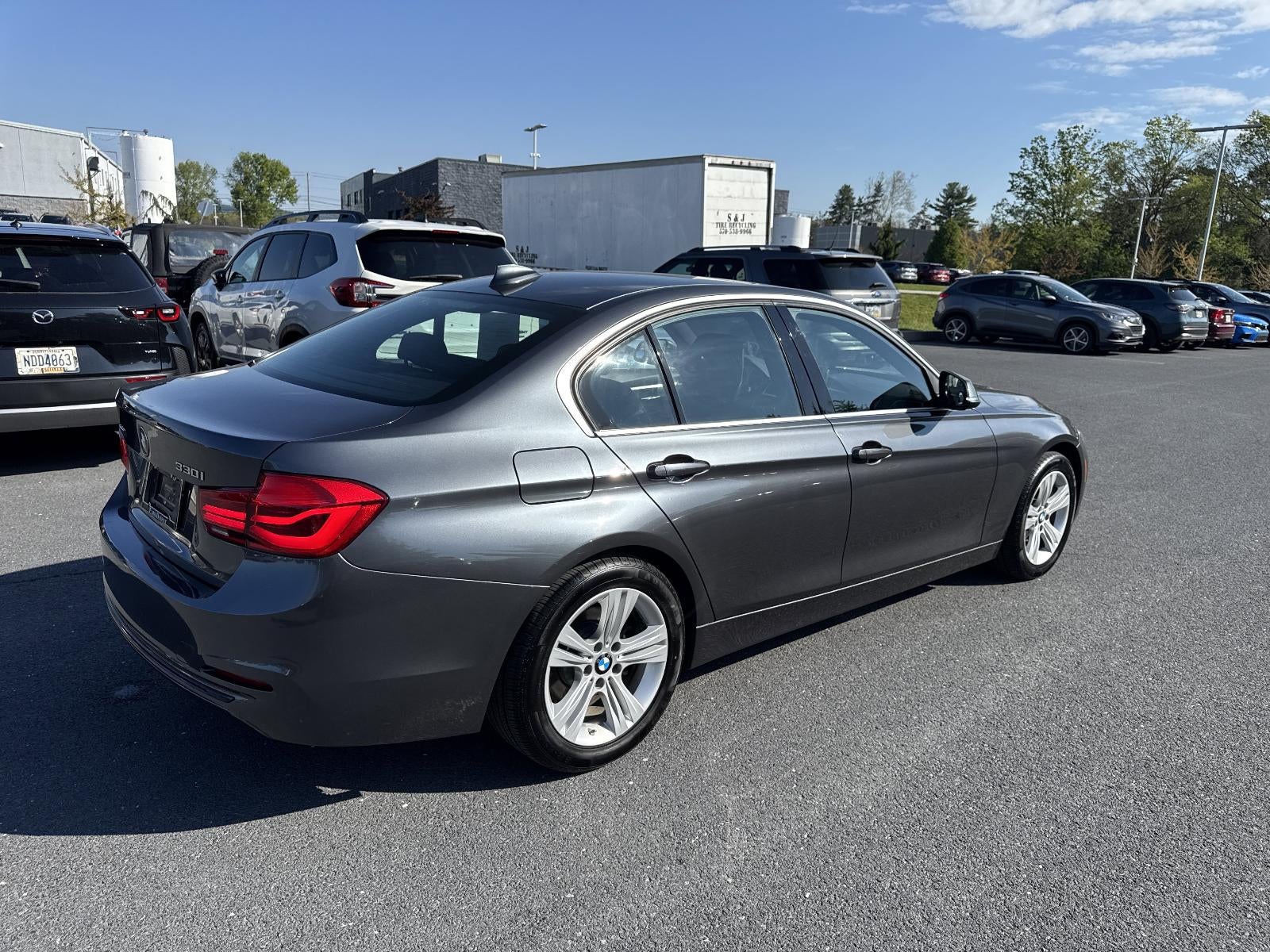 2018 BMW 330i xDrive Sedan