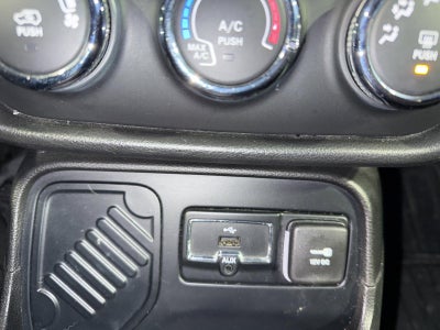 2015 Jeep Renegade FWD 4dr Sport