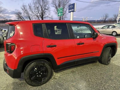 2015 Jeep Renegade FWD 4dr Sport