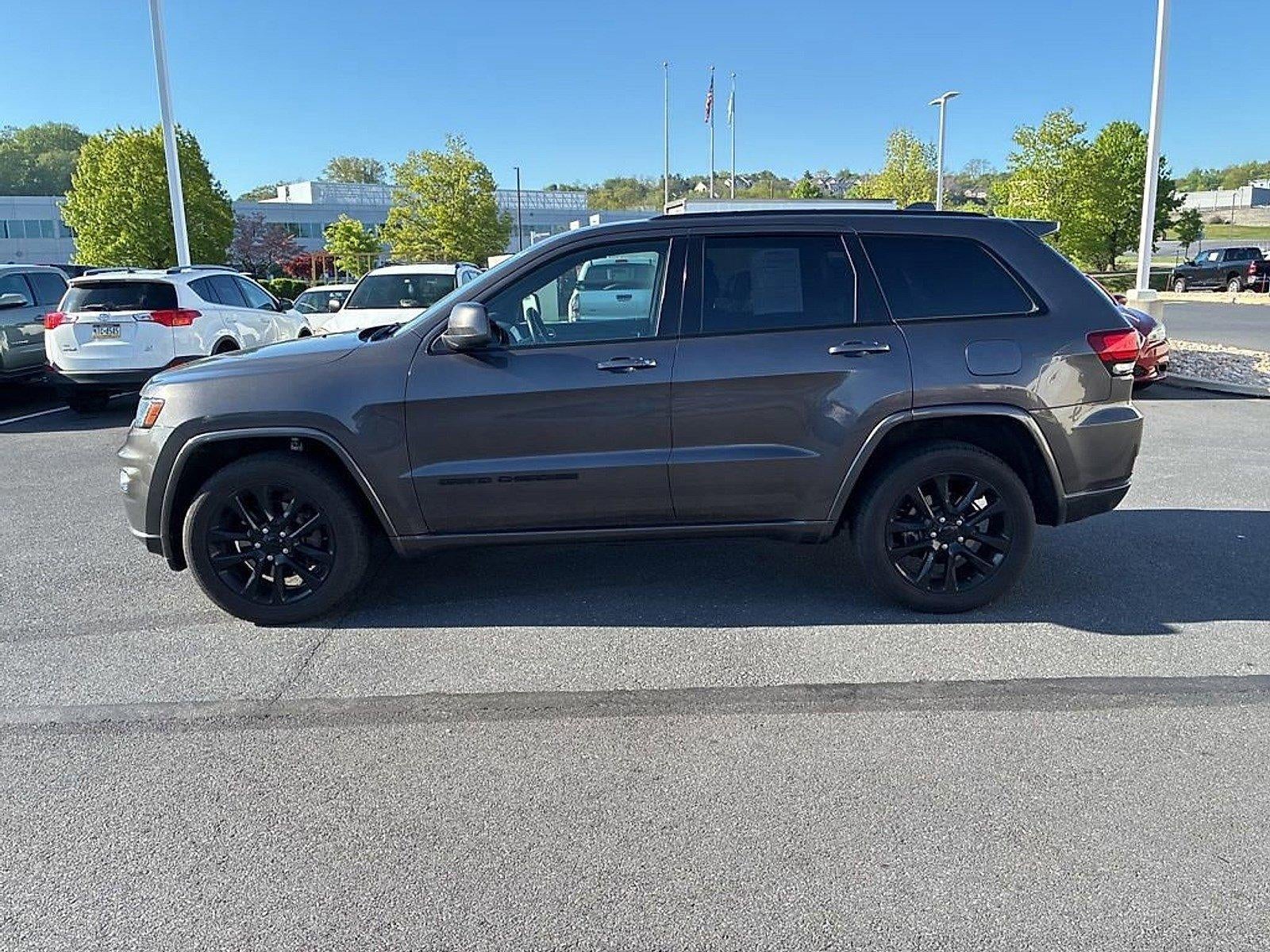 2021 Jeep Grand Cherokee Laredo X 4x4