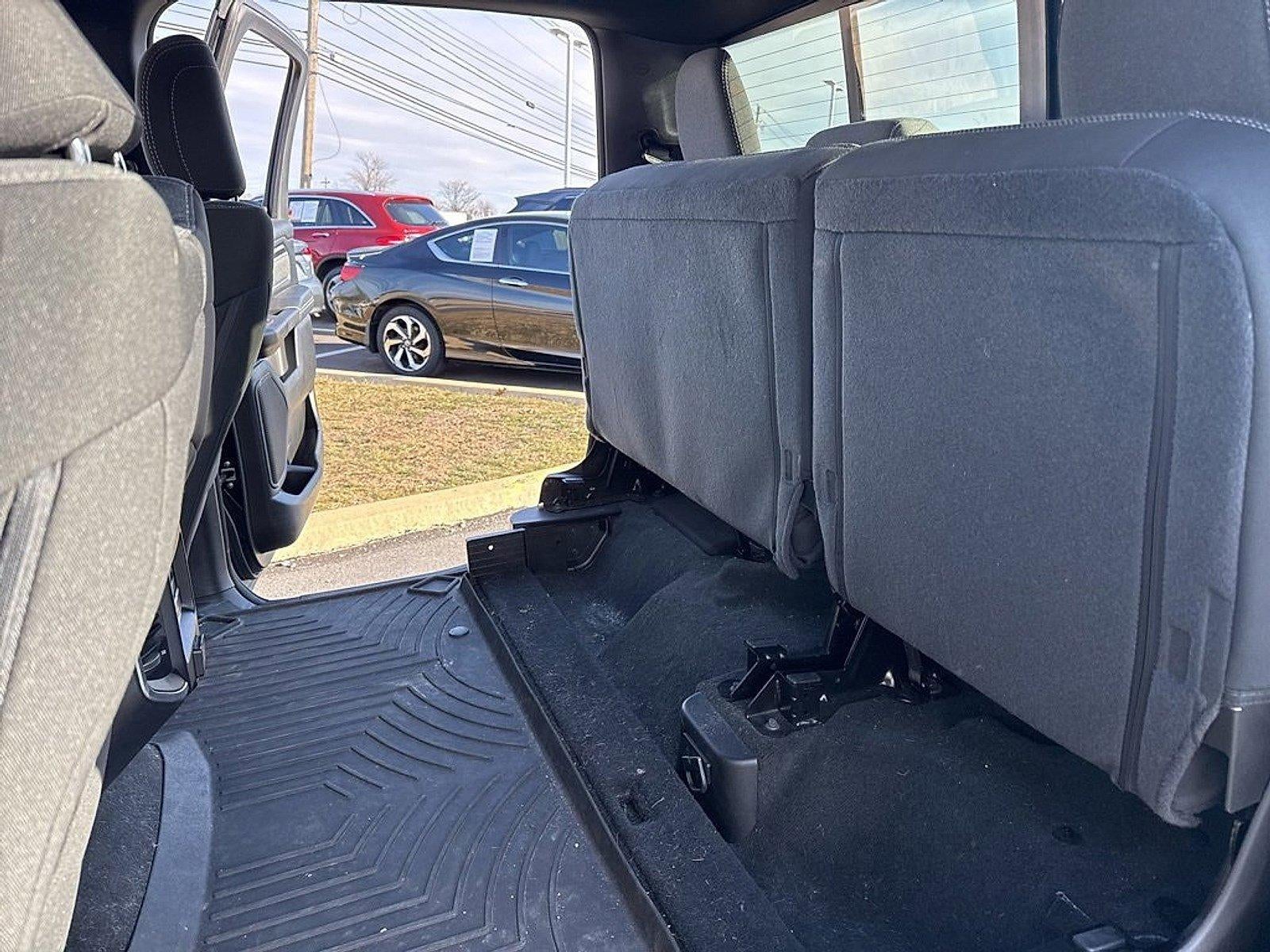 2022 RAM 1500 Big Horn 4x4 Crew Cab 5'7" Box