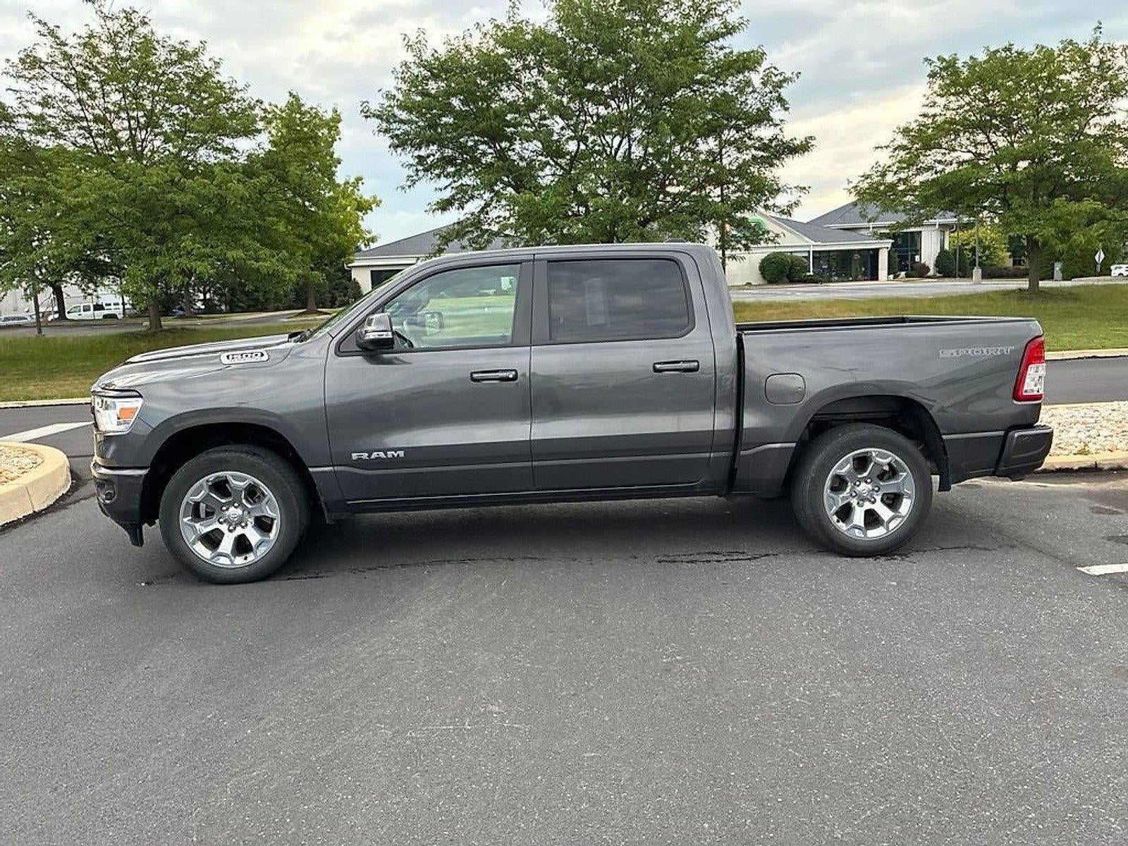 2022 RAM 1500 Big Horn 4x4 Crew Cab 5'7" Box
