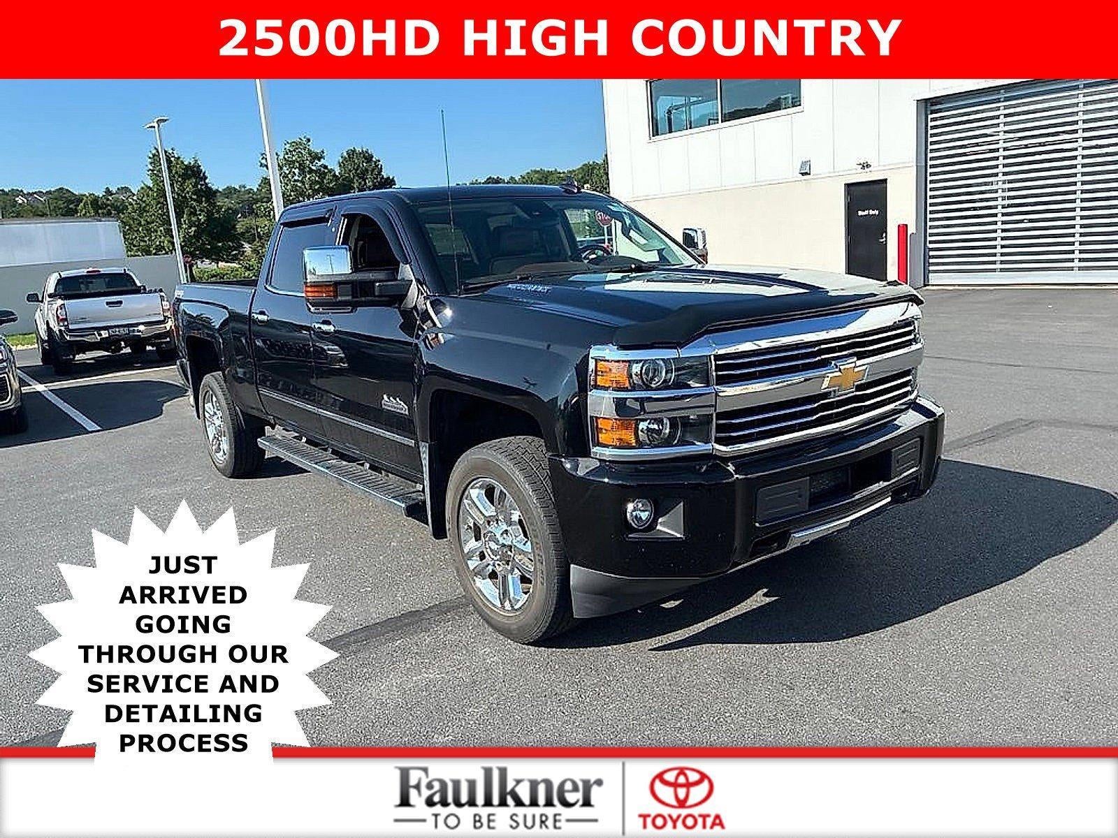 2016 Chevrolet Silverado 2500 HD Crew Cab Standard Box 4-Wheel Drive High Country