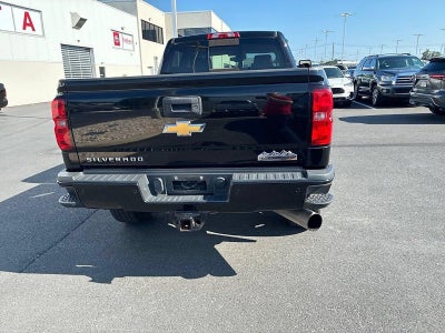 2016 Chevrolet Silverado 2500 HD Crew Cab Standard Box 4-Wheel Drive High Country