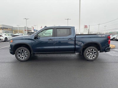2022 Chevrolet Silverado 1500 Crew Cab Short Box 4-Wheel Drive Custom