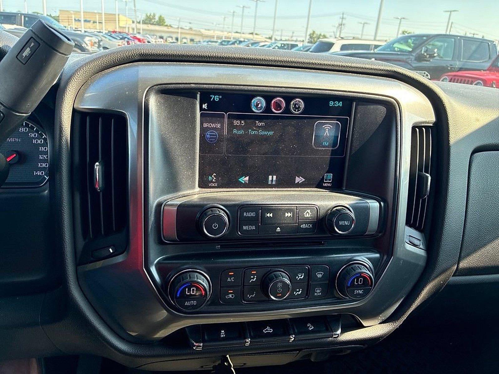 2014 Chevrolet Silverado 1500 Double Cab Standard Box 4-Wheel Drive LT w/2LT