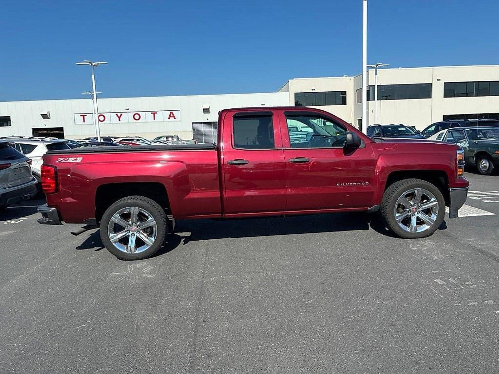 2014 Chevrolet Silverado 1500 Double Cab Standard Box 4-Wheel Drive LT w/2LT