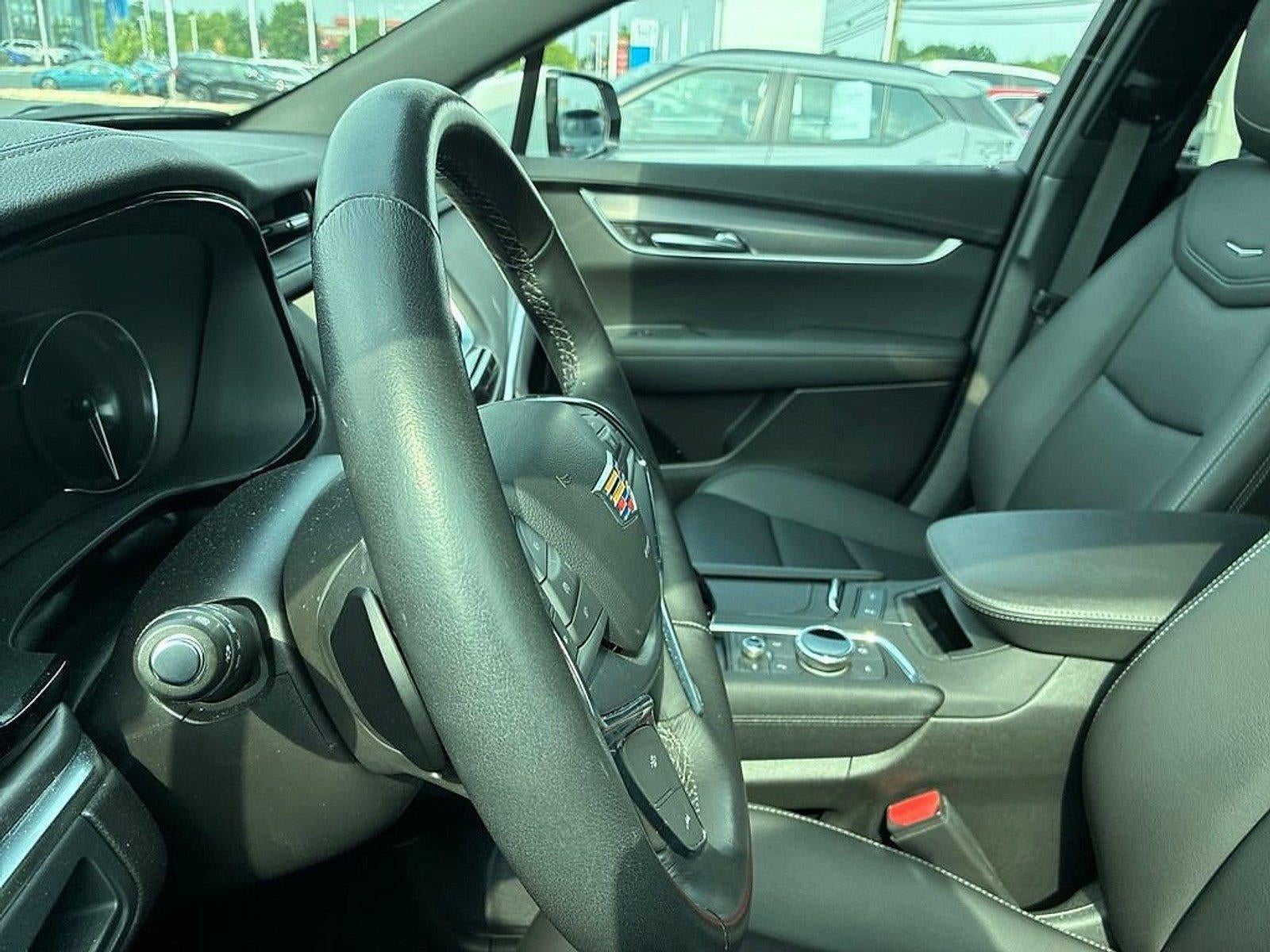 2023 Cadillac XT5 AWD 4dr Luxury