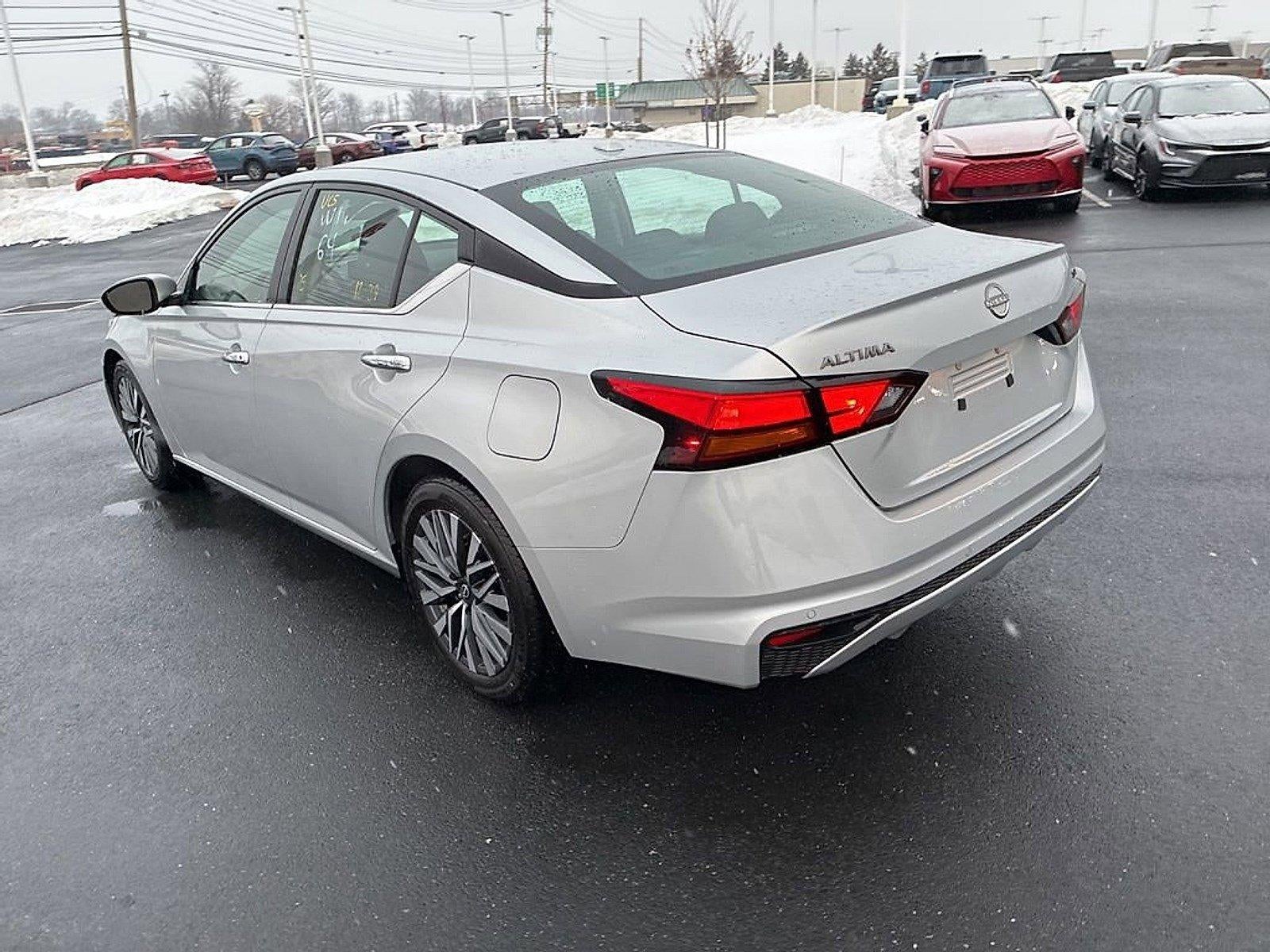 2023 Nissan Altima 2.5 SV Sedan
