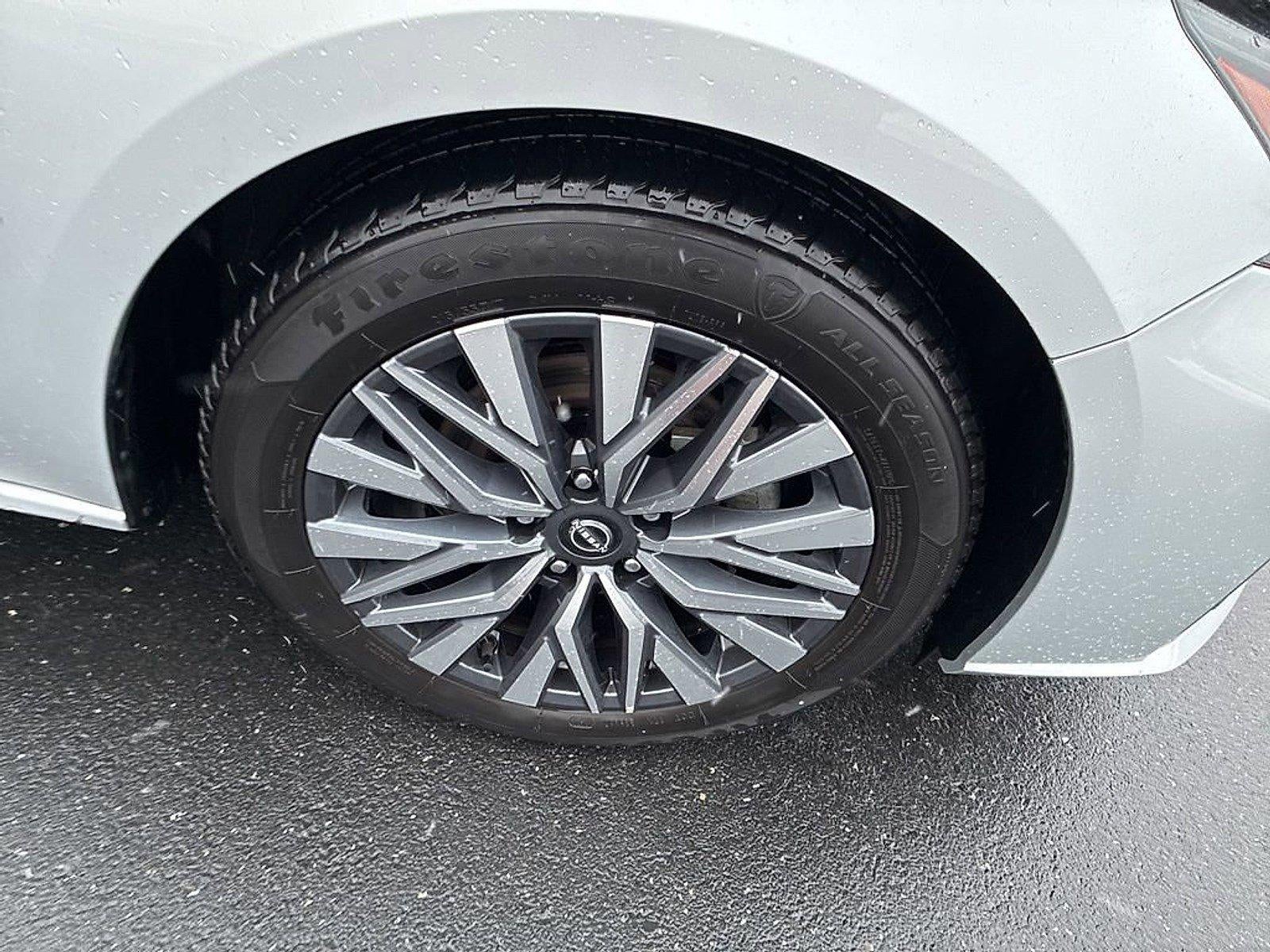 2023 Nissan Altima 2.5 SV Sedan