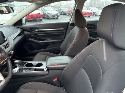 2023 Nissan Altima 2.5 SV Sedan