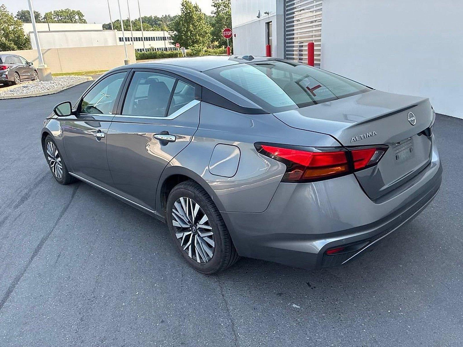 2024 Nissan Altima 2.5 SV Sedan