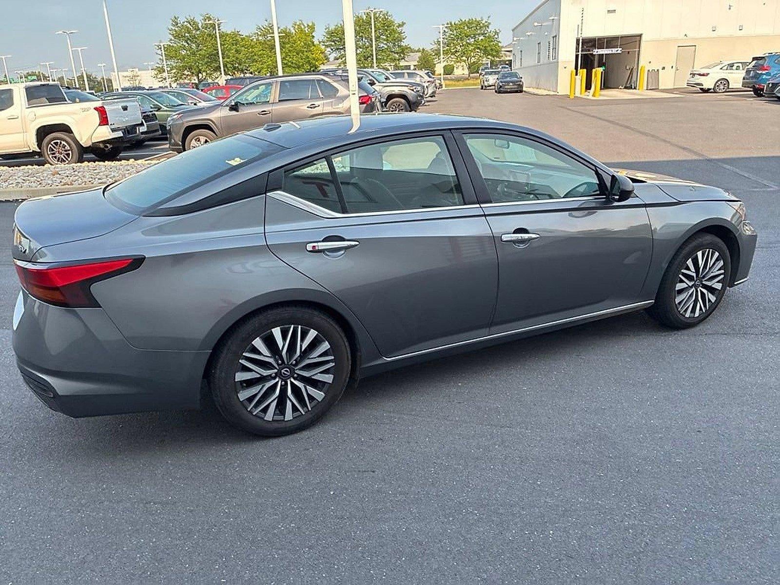 2024 Nissan Altima 2.5 SV Sedan