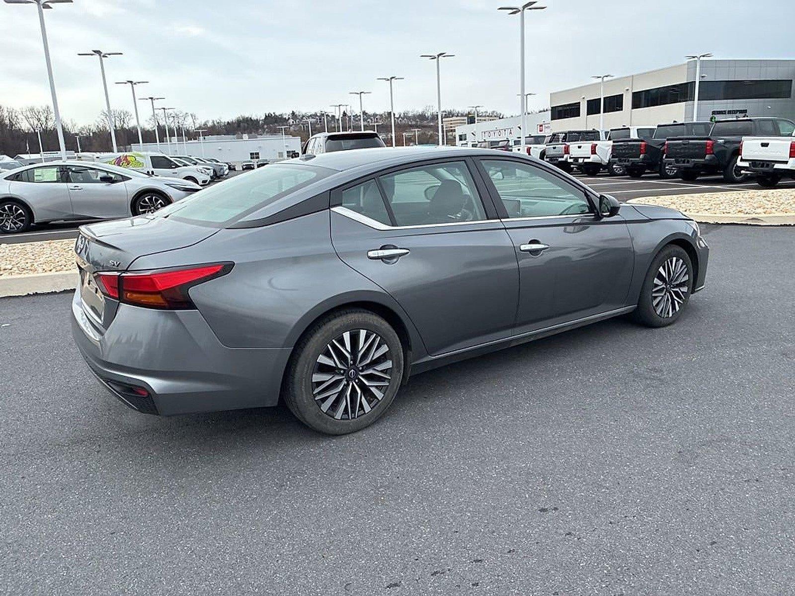 2024 Nissan Altima 2.5 SV Sedan