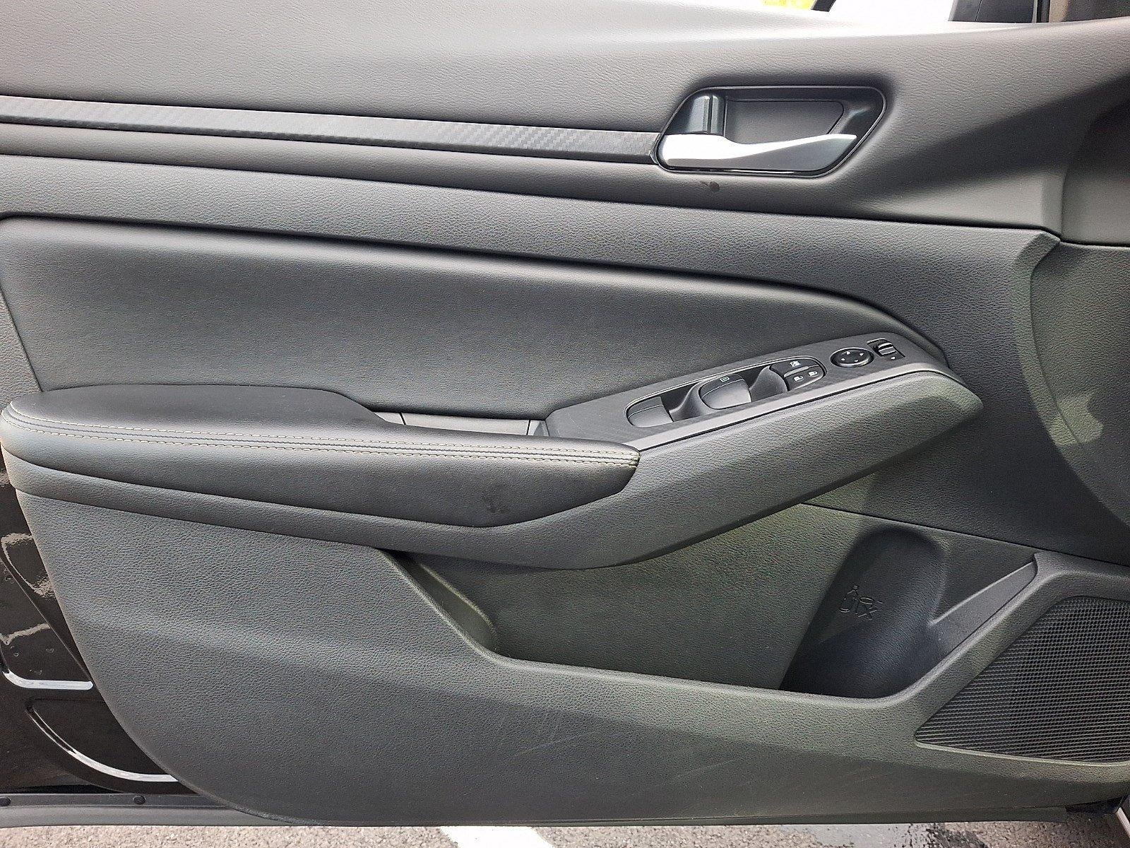 2025 Nissan Altima SV AWD