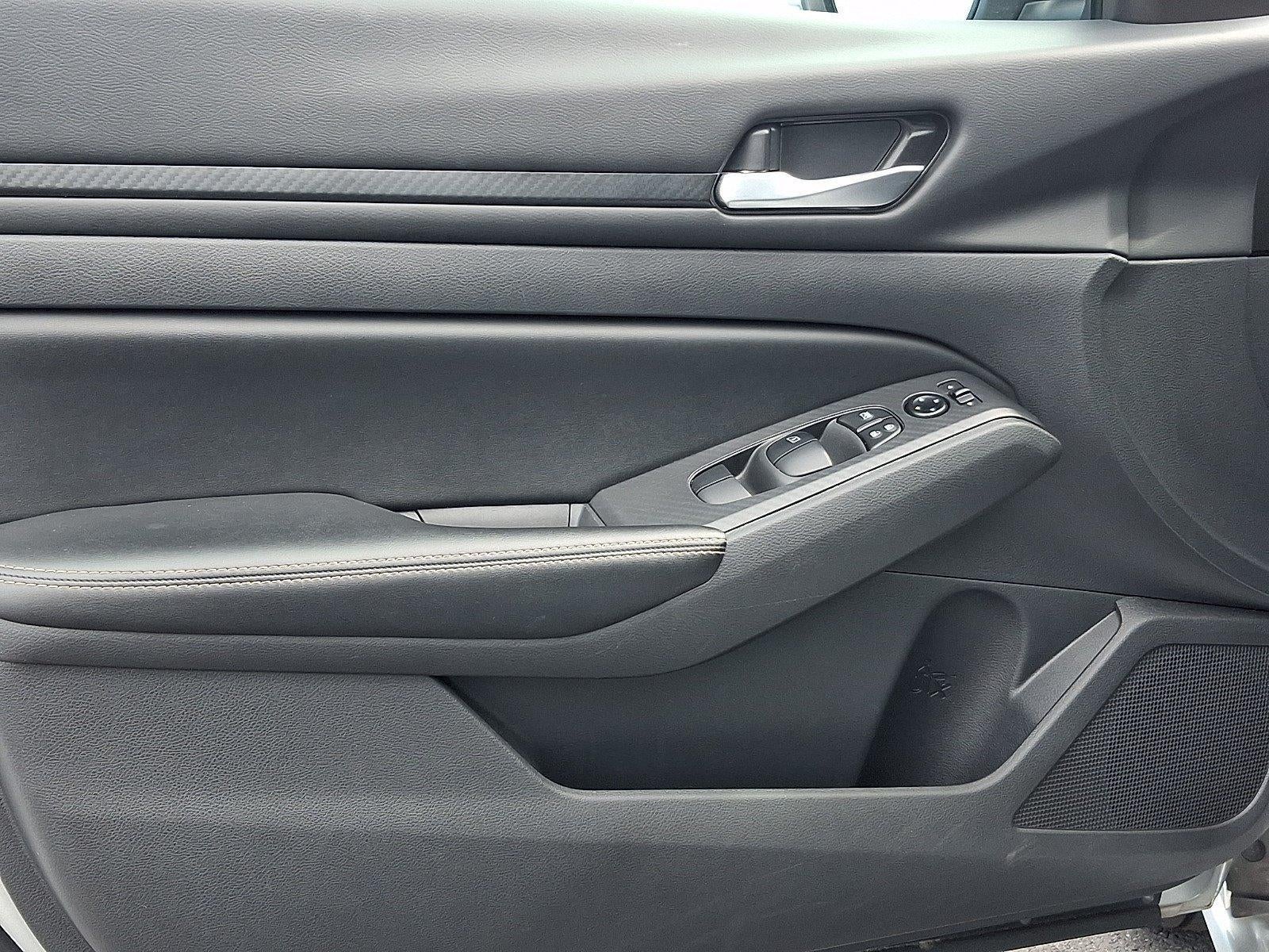 2025 Nissan Altima SV AWD
