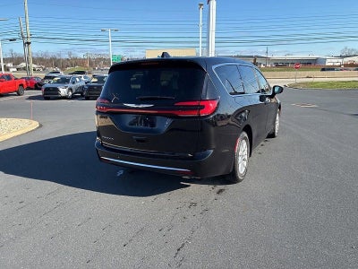 2024 Chrysler Pacifica Touring L FWD