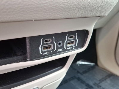 2024 Chrysler Pacifica Touring L FWD