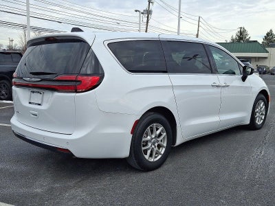 2024 Chrysler Pacifica Touring L FWD