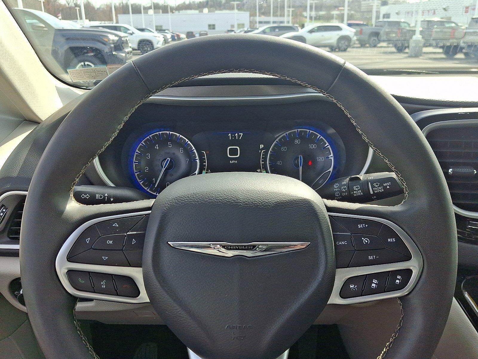 2024 Chrysler Pacifica Touring L FWD