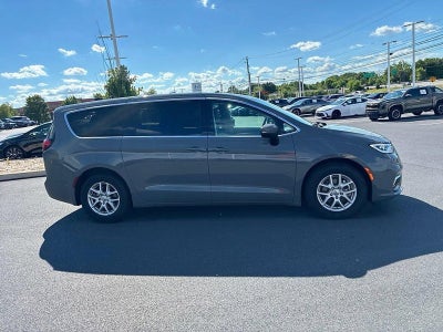 2023 Chrysler Pacifica Touring L FWD