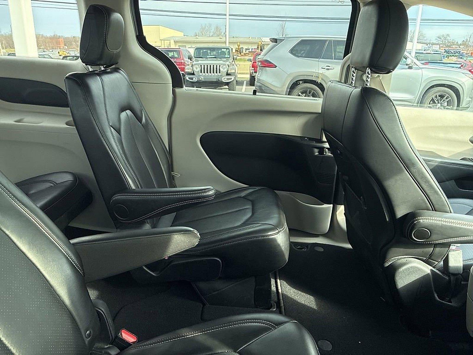 2024 Chrysler Pacifica Touring L FWD