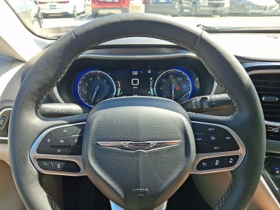 2024 Chrysler Pacifica Touring L FWD