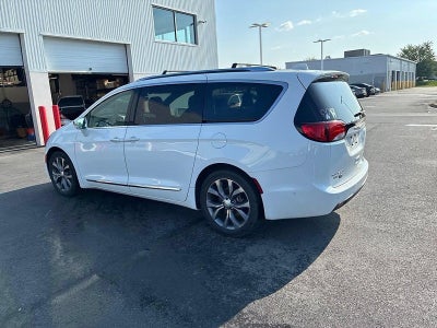 2020 Chrysler Pacifica Limited 35th Anniversary FWD *Ltd Avail*