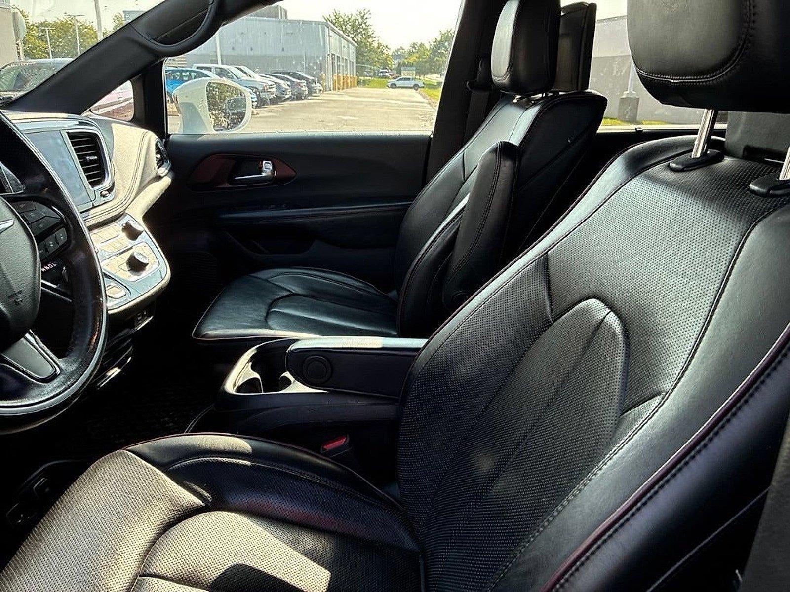 2020 Chrysler Pacifica Limited 35th Anniversary FWD *Ltd Avail*