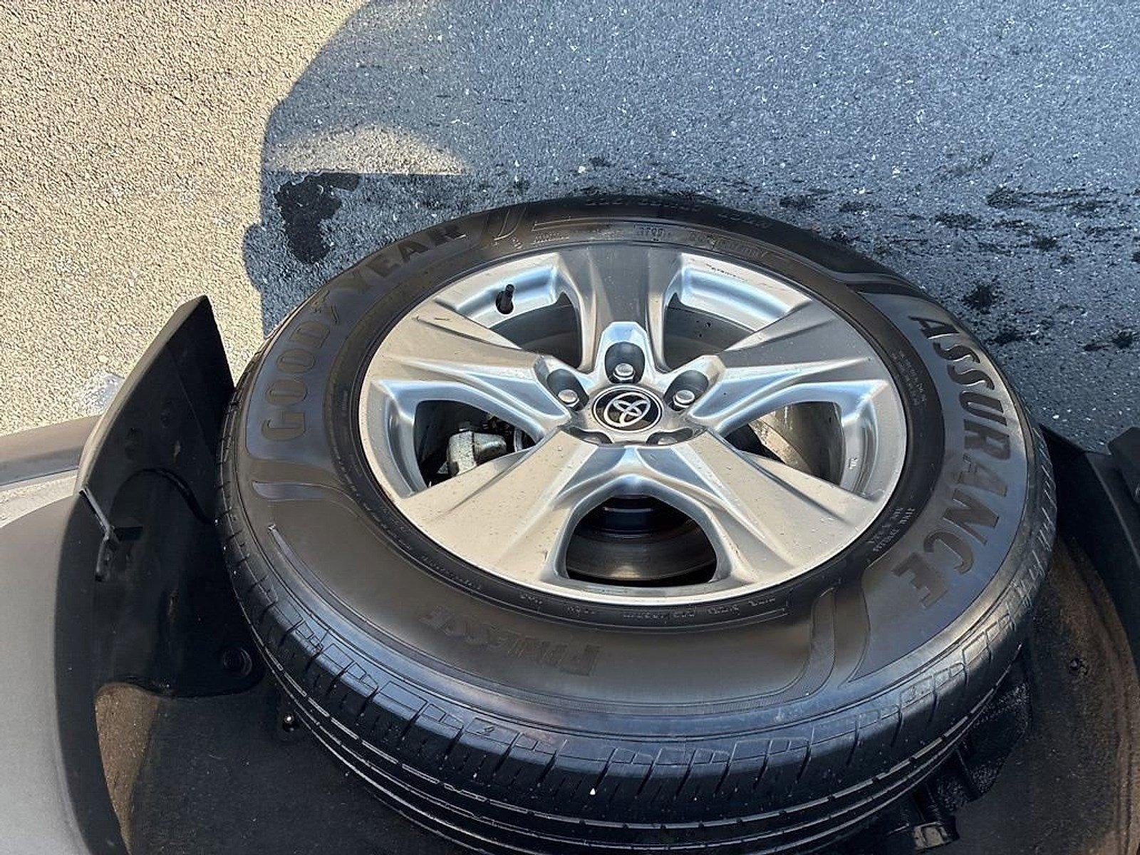 2023 Toyota RAV4 XLE AWD (Natl)