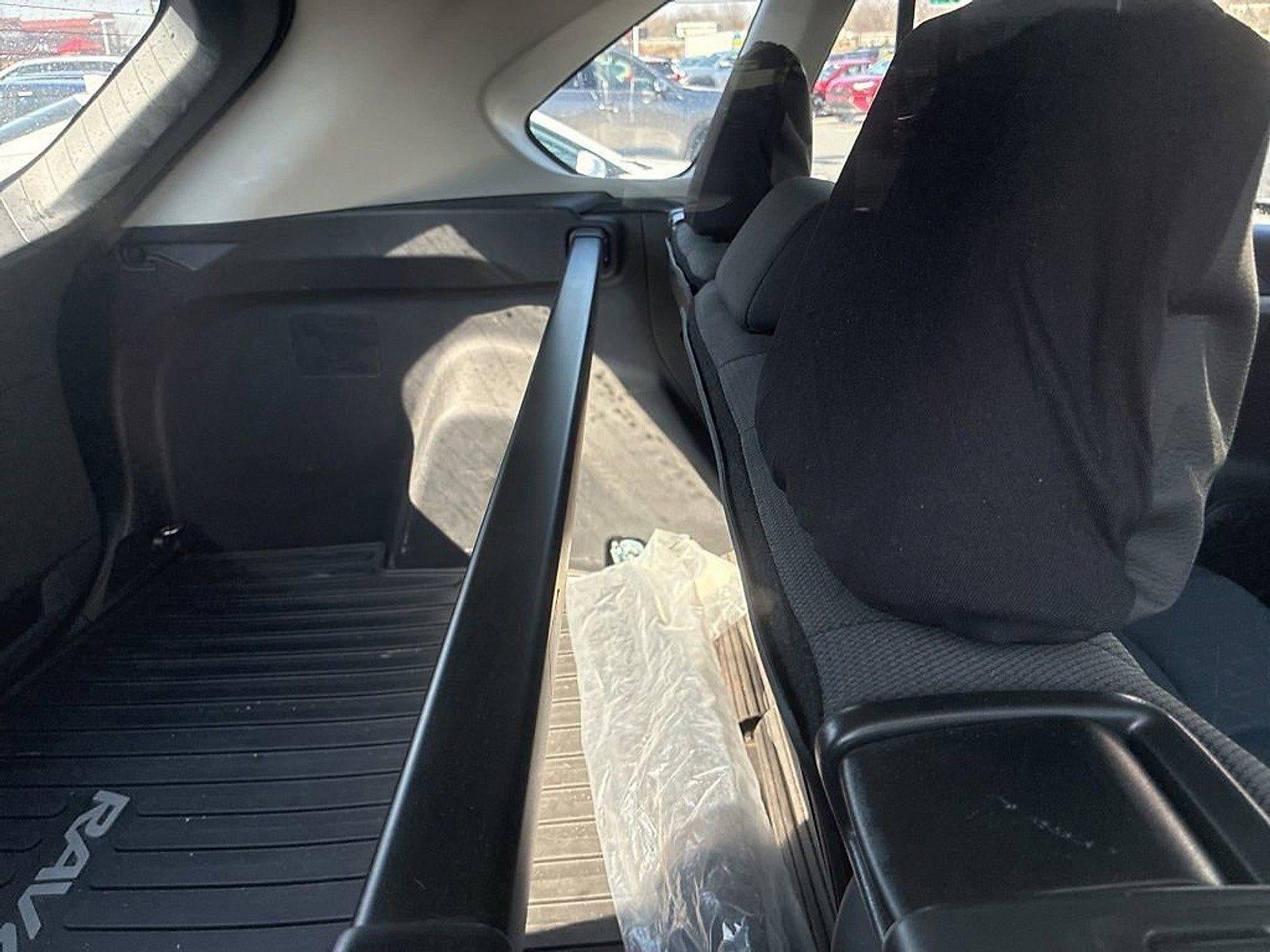 2023 Toyota RAV4 XLE AWD (Natl)