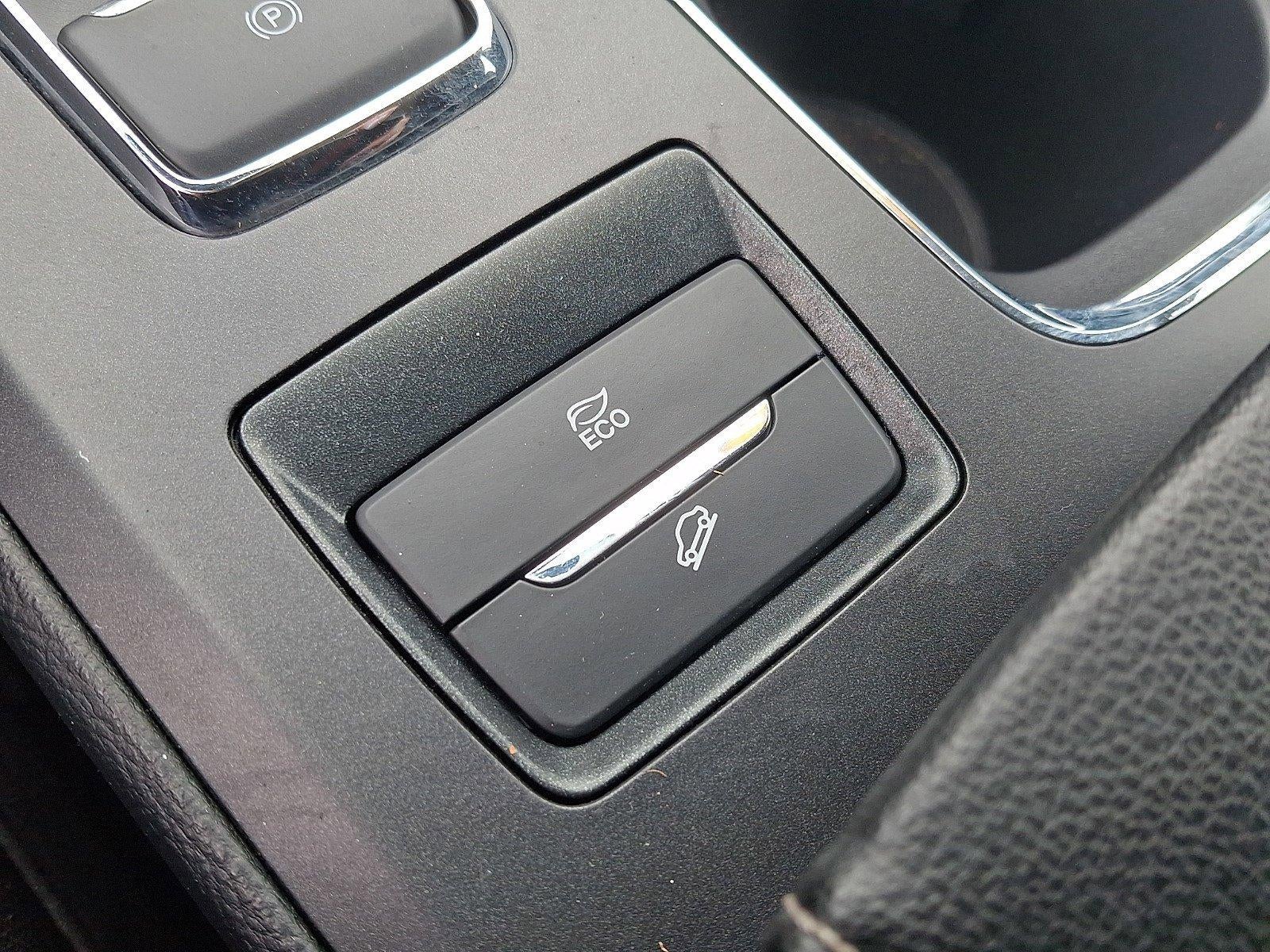 2020 Ford Fusion Hybrid SE FWD