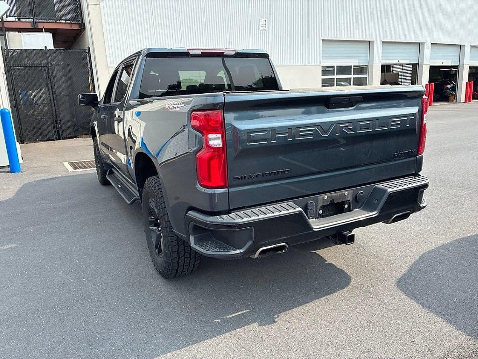 2020 Chevrolet Silverado 1500 Crew Cab Short Box 4-Wheel Drive Custom Trail Boss