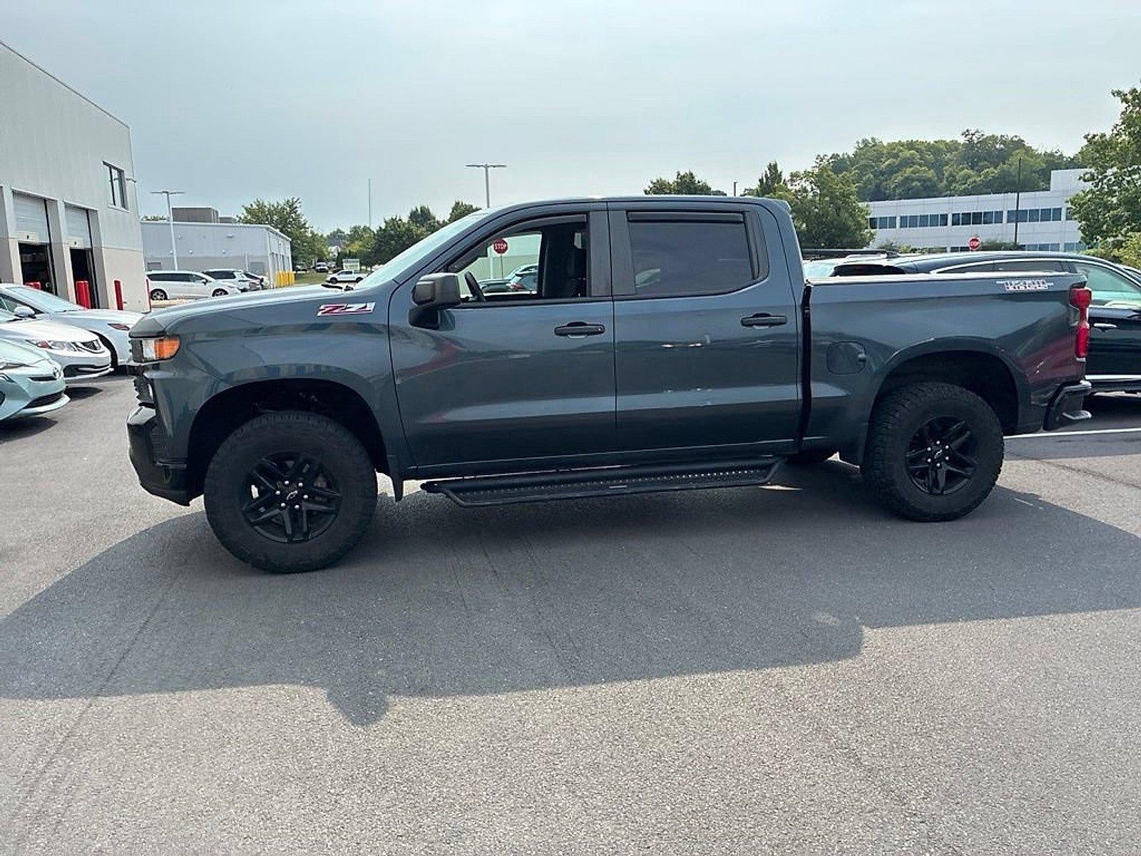 2020 Chevrolet Silverado 1500 Crew Cab Short Box 4-Wheel Drive Custom Trail Boss