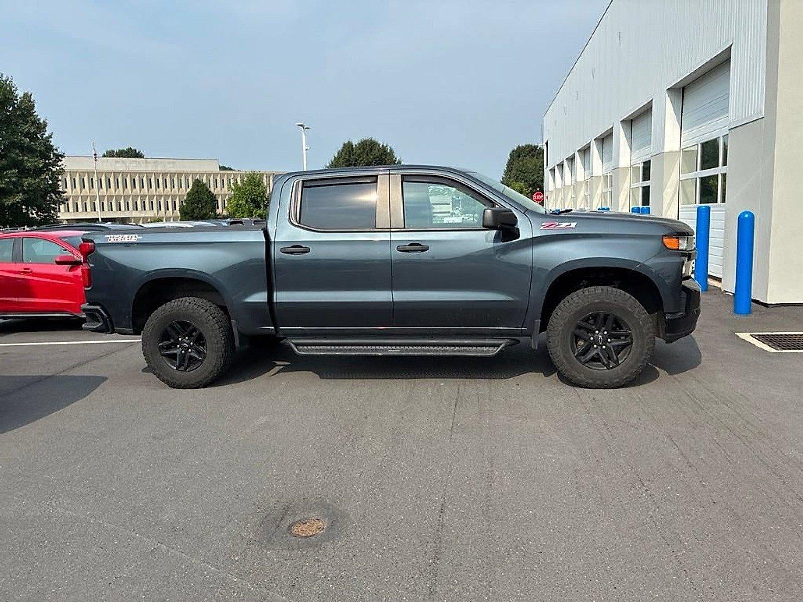 2020 Chevrolet Silverado 1500 Crew Cab Short Box 4-Wheel Drive Custom Trail Boss