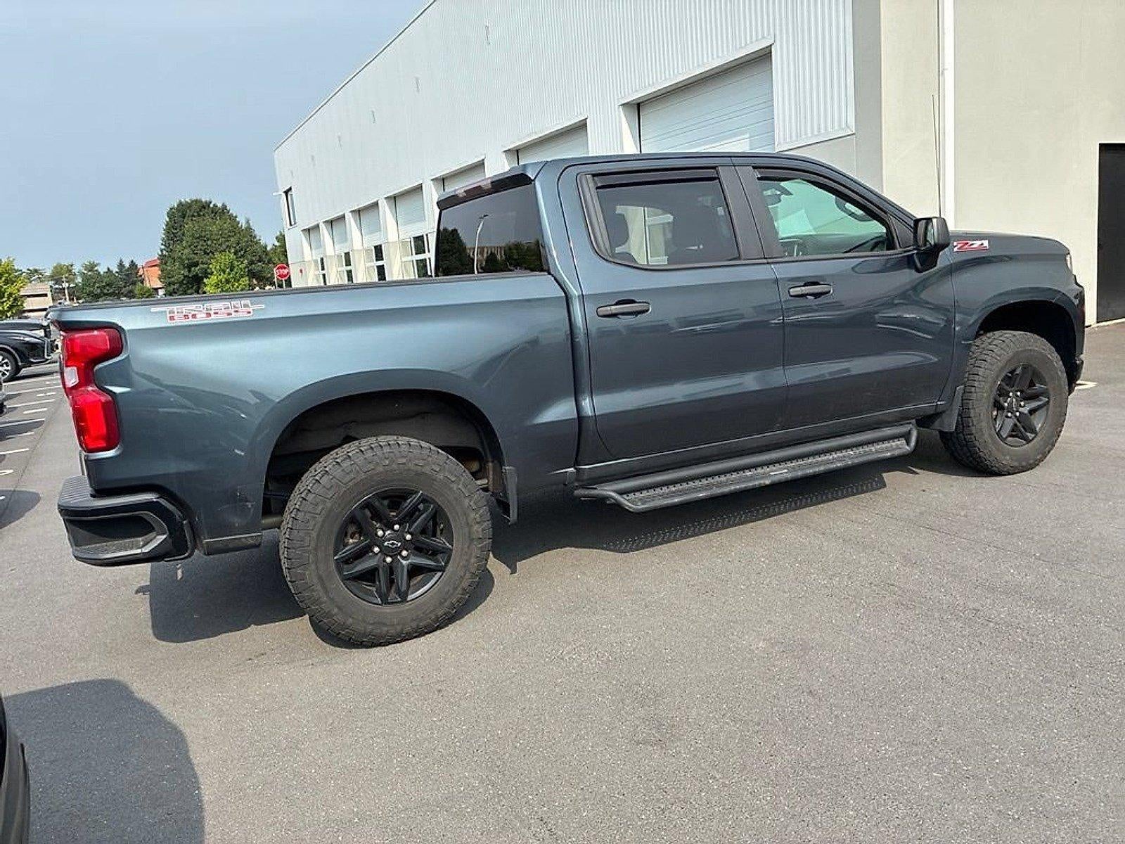 2020 Chevrolet Silverado 1500 Crew Cab Short Box 4-Wheel Drive Custom Trail Boss