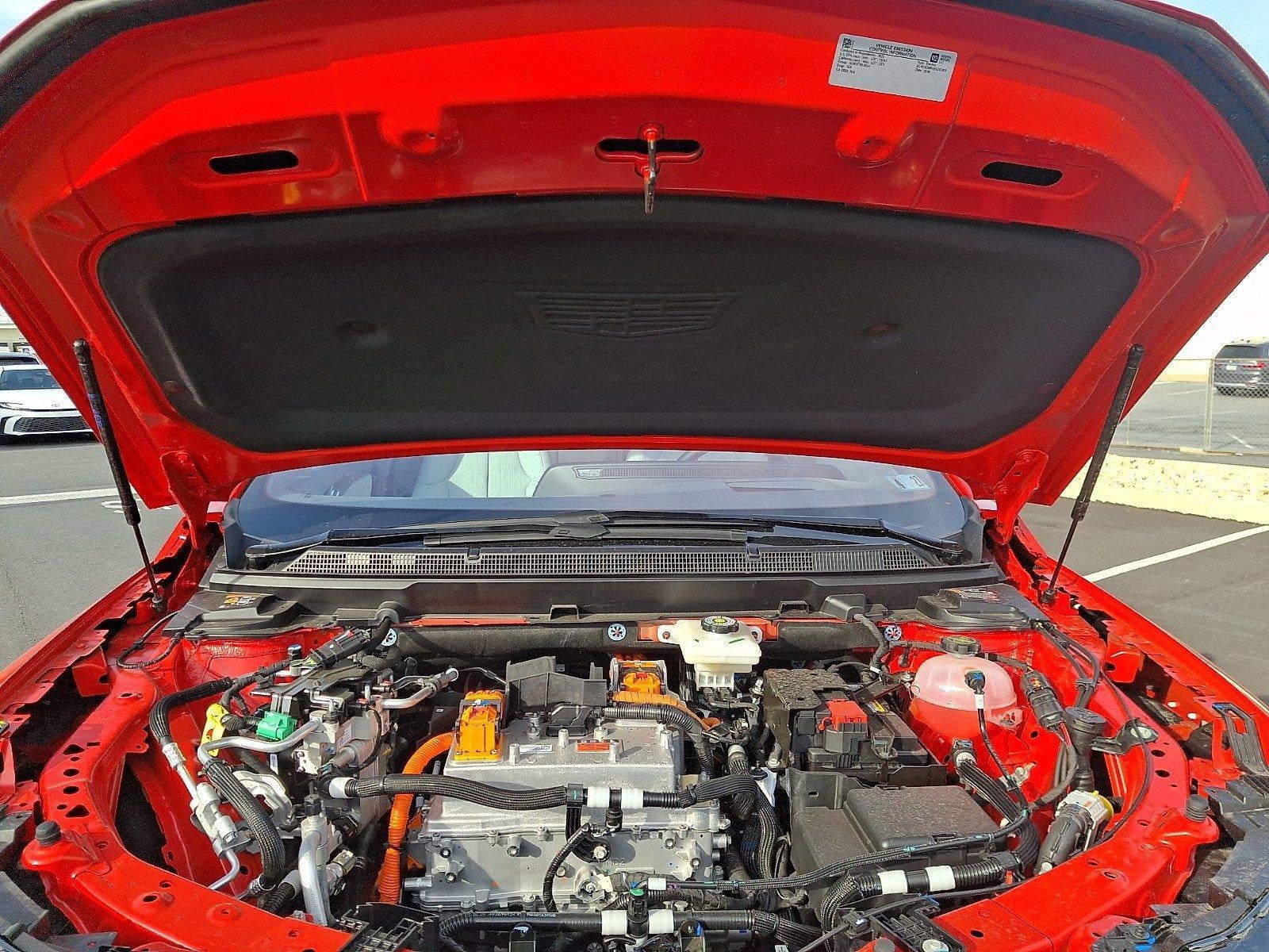 2025 Cadillac OPTIQ AWD 4dr Sport w/1SH