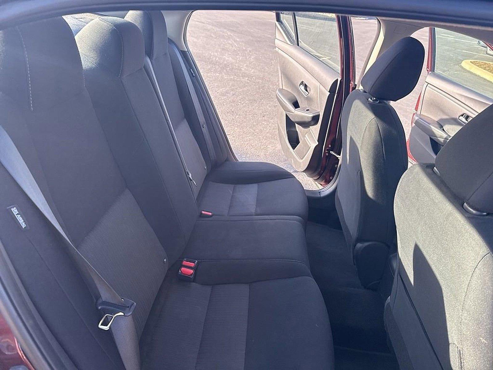 2023 Nissan Sentra SV CVT