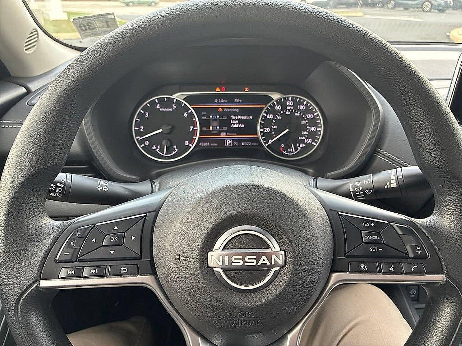 2025 Nissan Sentra SV CVT