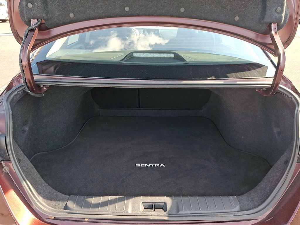 2025 Nissan Sentra SV CVT