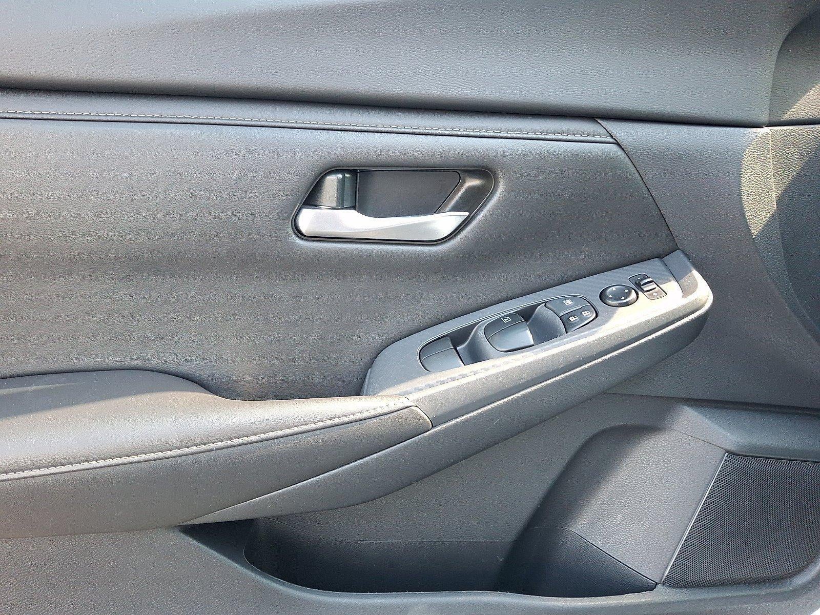 2024 Nissan Sentra SV CVT