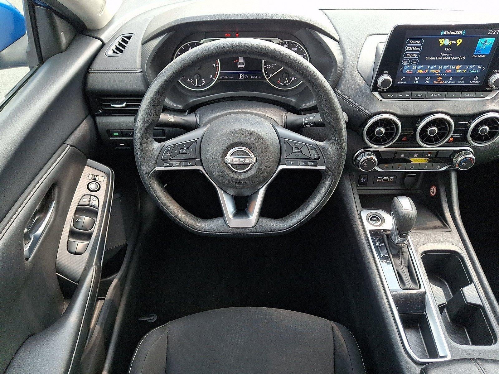 2025 Nissan Sentra SV CVT