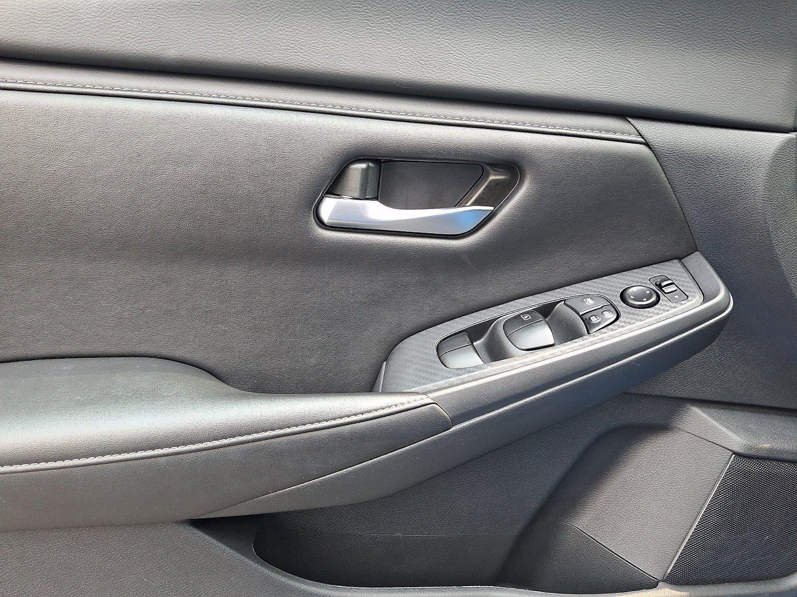 2025 Nissan Sentra SV CVT