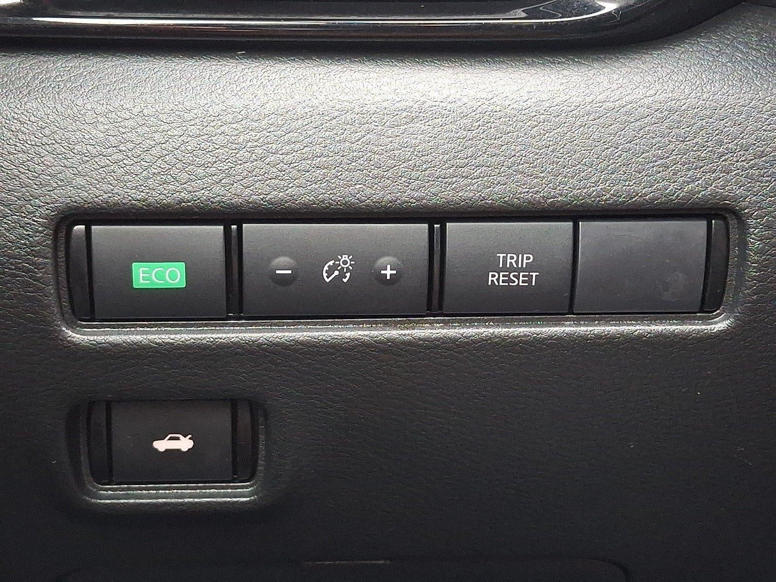 2025 Nissan Sentra SV CVT