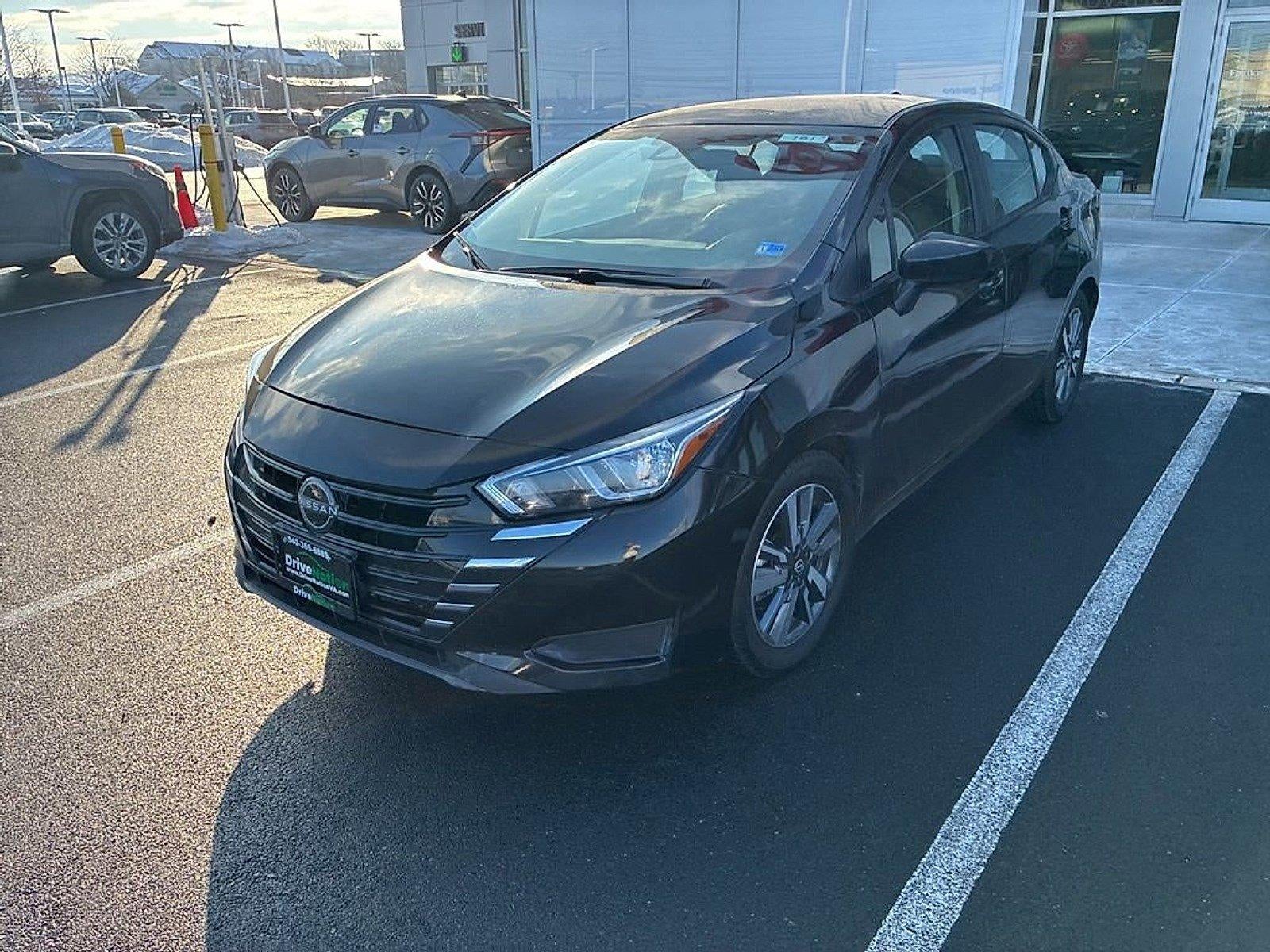 2023 Nissan Versa SV CVT