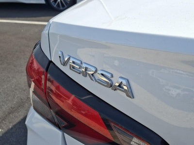 2023 Nissan Versa SV CVT