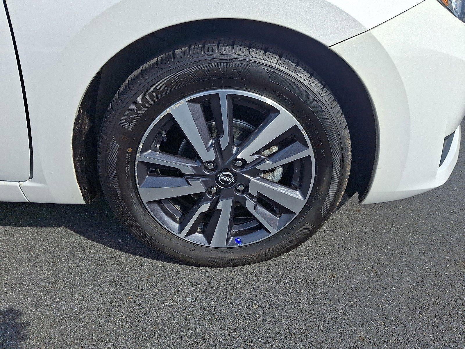 2023 Nissan Versa SV CVT