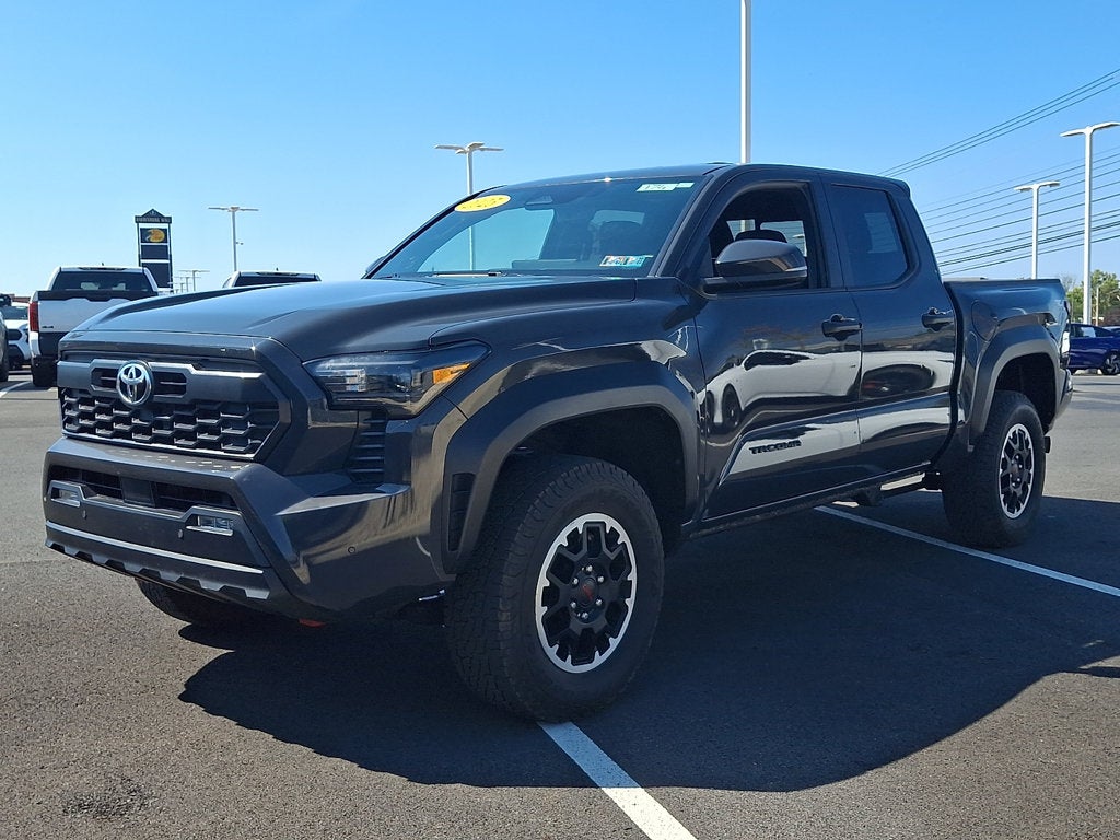 2025 Toyota Tacoma 4WD 4WD TRD Off Road Double Cab 6' Bed AT (Natl)