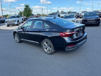 2024 Volkswagen Jetta SE Auto