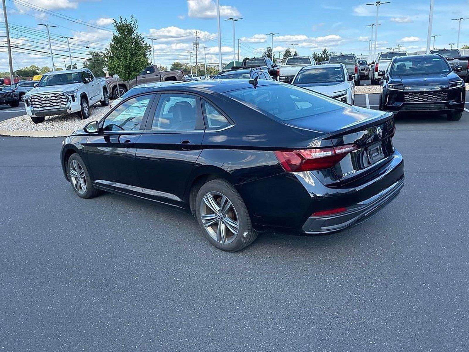 2024 Volkswagen Jetta SE Auto